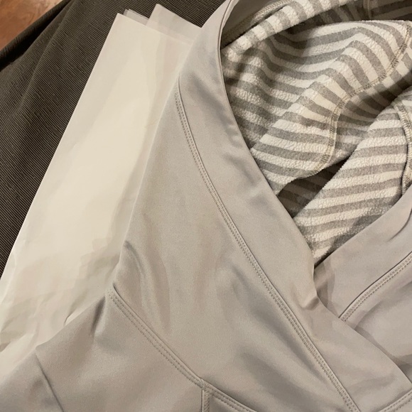 Lole Hooded Sweatshirt - Picture 16 of 16